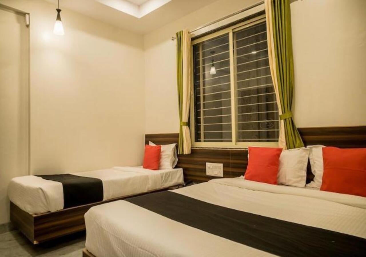Hotel Sai Sk Palace Ширди Екстериор снимка