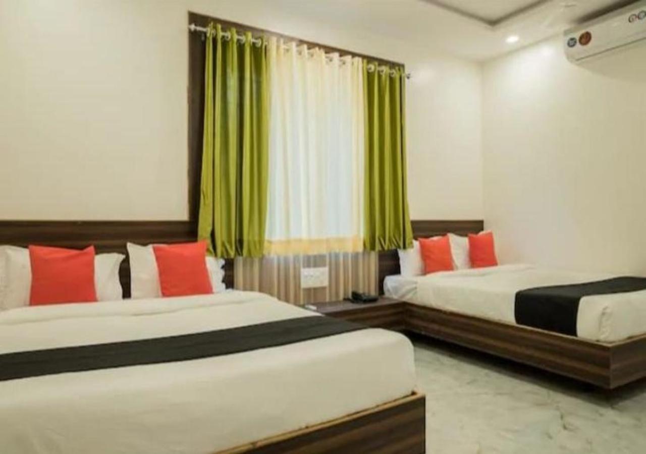 Hotel Sai Sk Palace Ширди Екстериор снимка