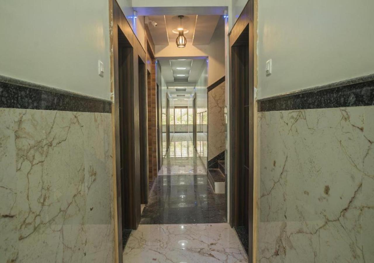 Hotel Sai Sk Palace Ширди Екстериор снимка
